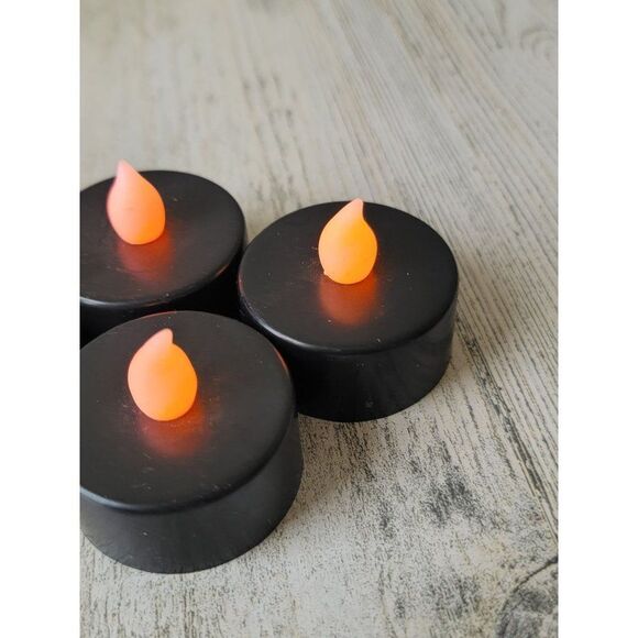 Black LED candle set Halloween home decor - Picture 3 of 4